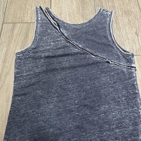 Tyler Jacobs Distressed Tee Dress - Picture 3 of 4